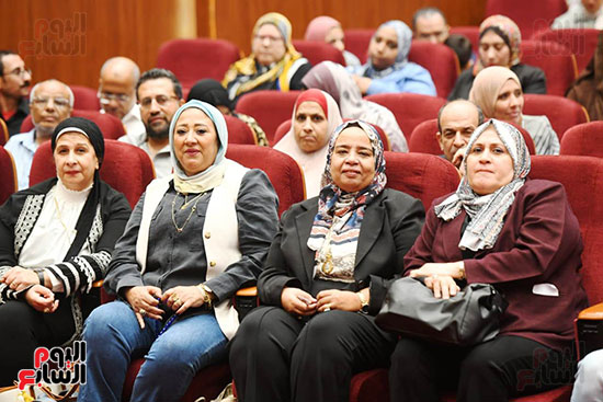 مراسم سحب أسماء الفائزين بحج القرعة