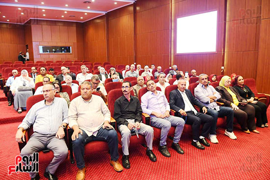 الحضور بمراسم حج القرعة