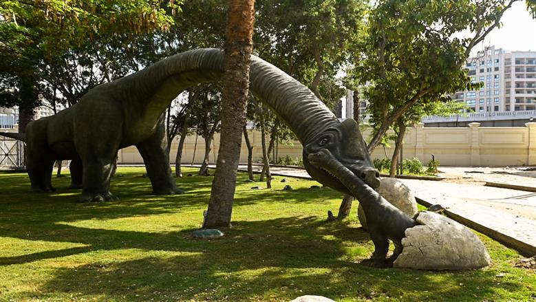 مجسمات الديناصورات (3)