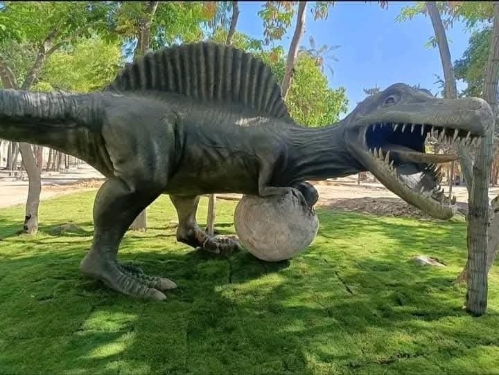 مجسمات الديناصورات (7)