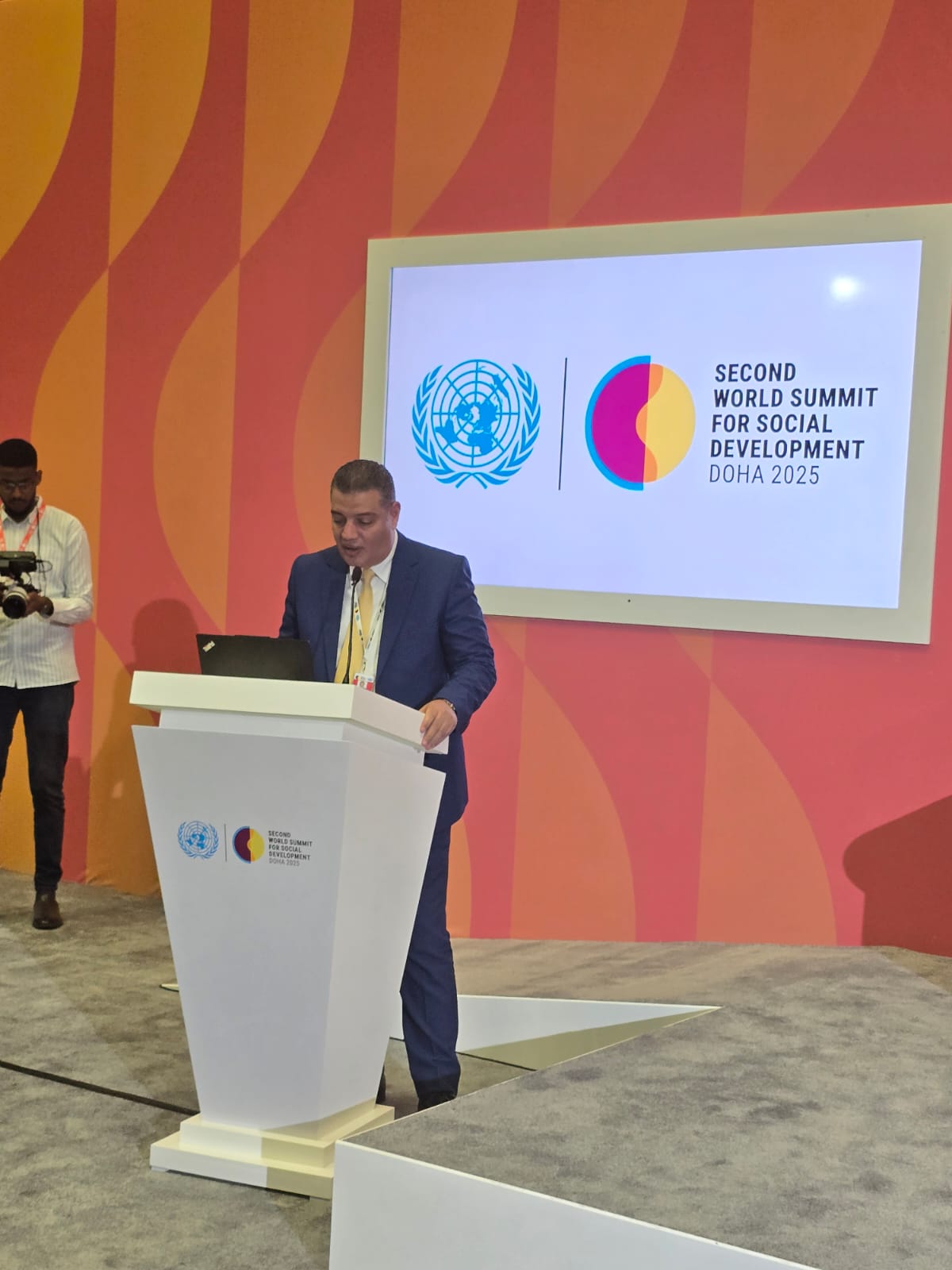 أيمن عبد الموجود الوكيل الدائم لوزارة التضامن الاجتماعي أيمن عبد الموجود الوكيل الدائم لوزارة التضامن الاجتماعي