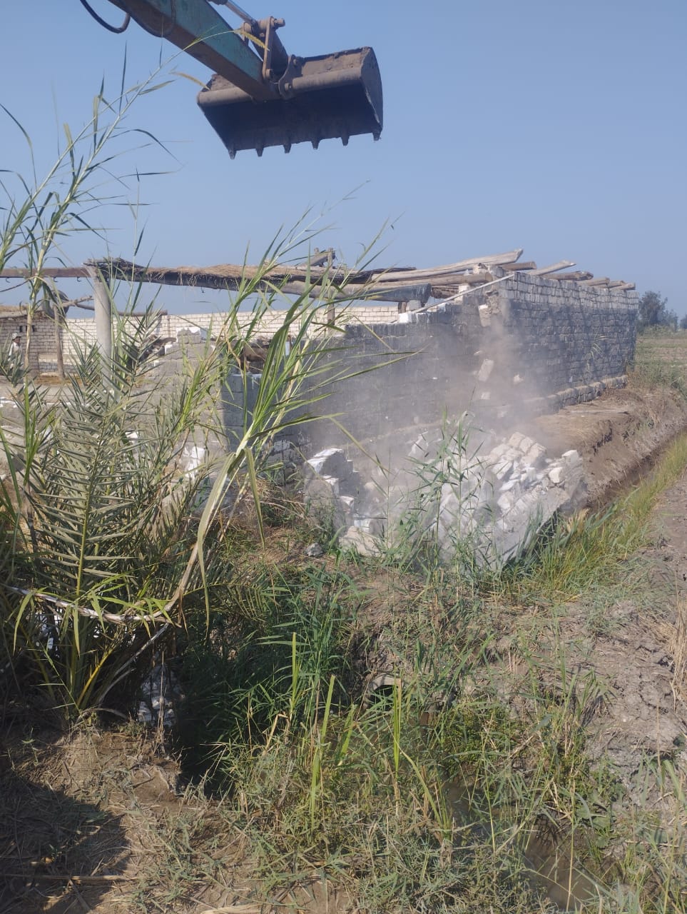 ازالة مخالفات