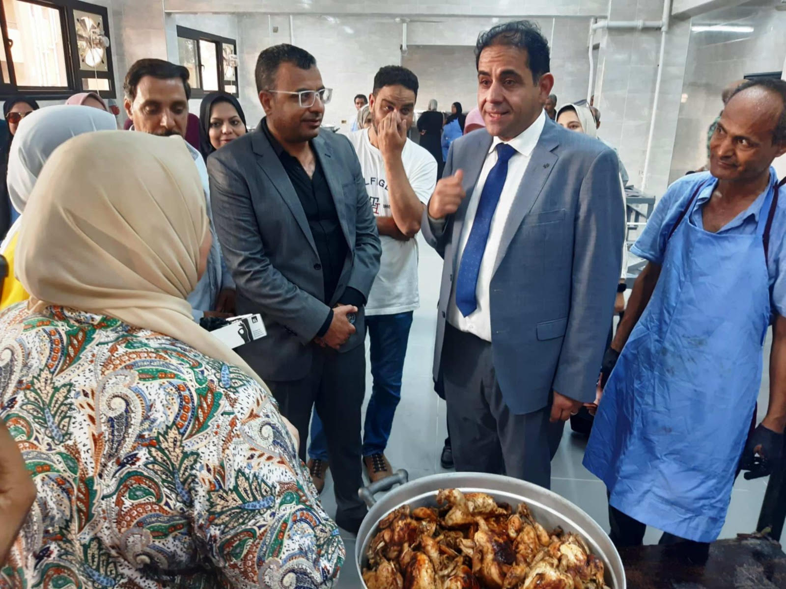 رئيس جامعة بورسعيد يتفقد المدينة الجامعية