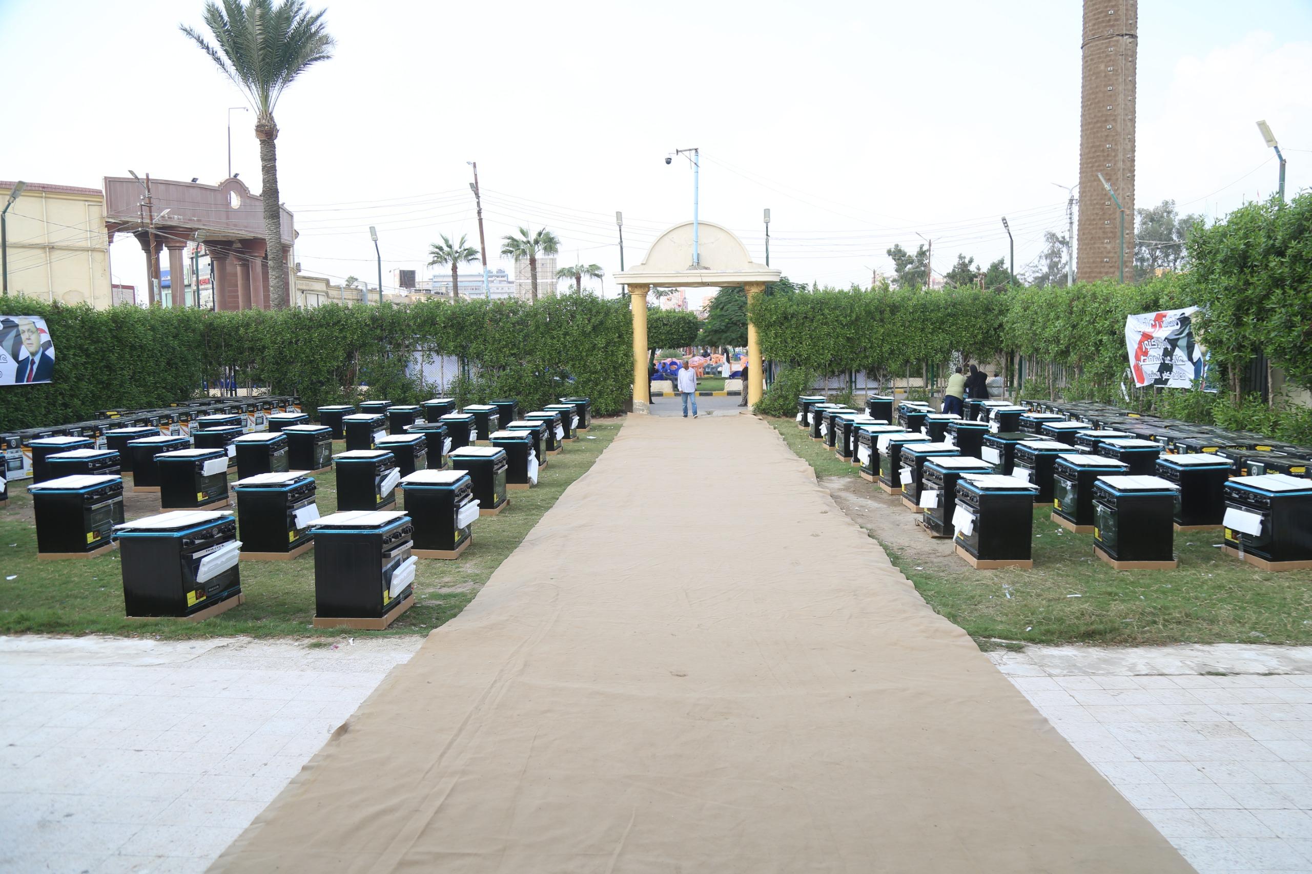 الأجهزة الكهربائية للعرائس