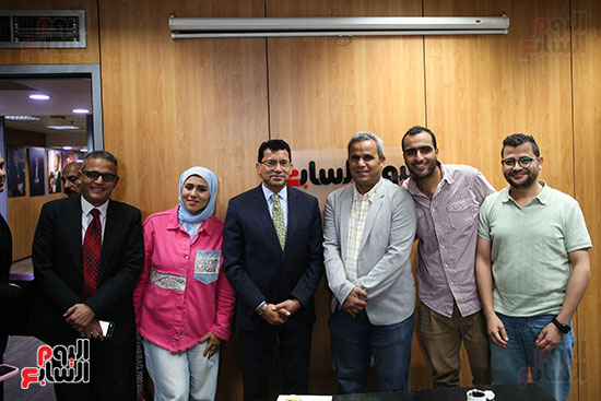 وزير الرياضة في زيارته لليوم السابع