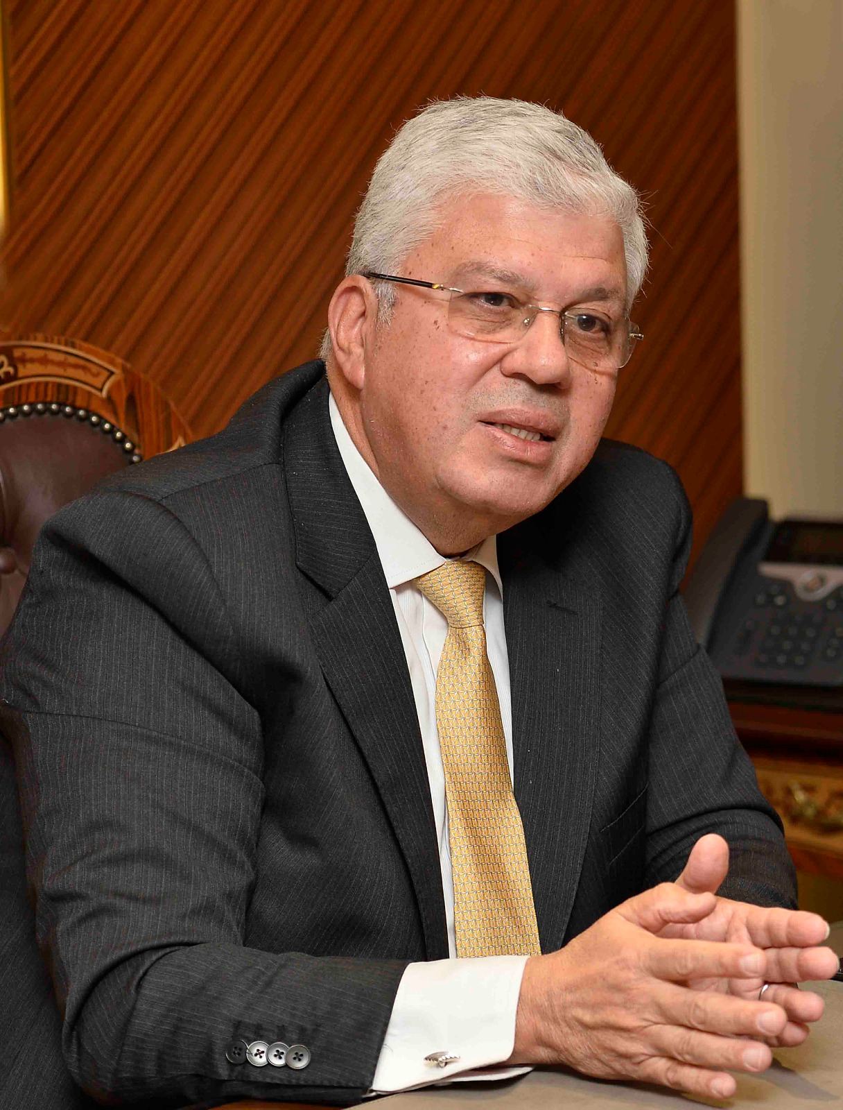 الدكتورأيمن عاشور الدكتورأيمن عاشور