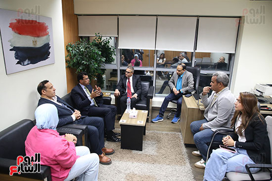 وزير الرياضة في ضيافة اليوم السابع