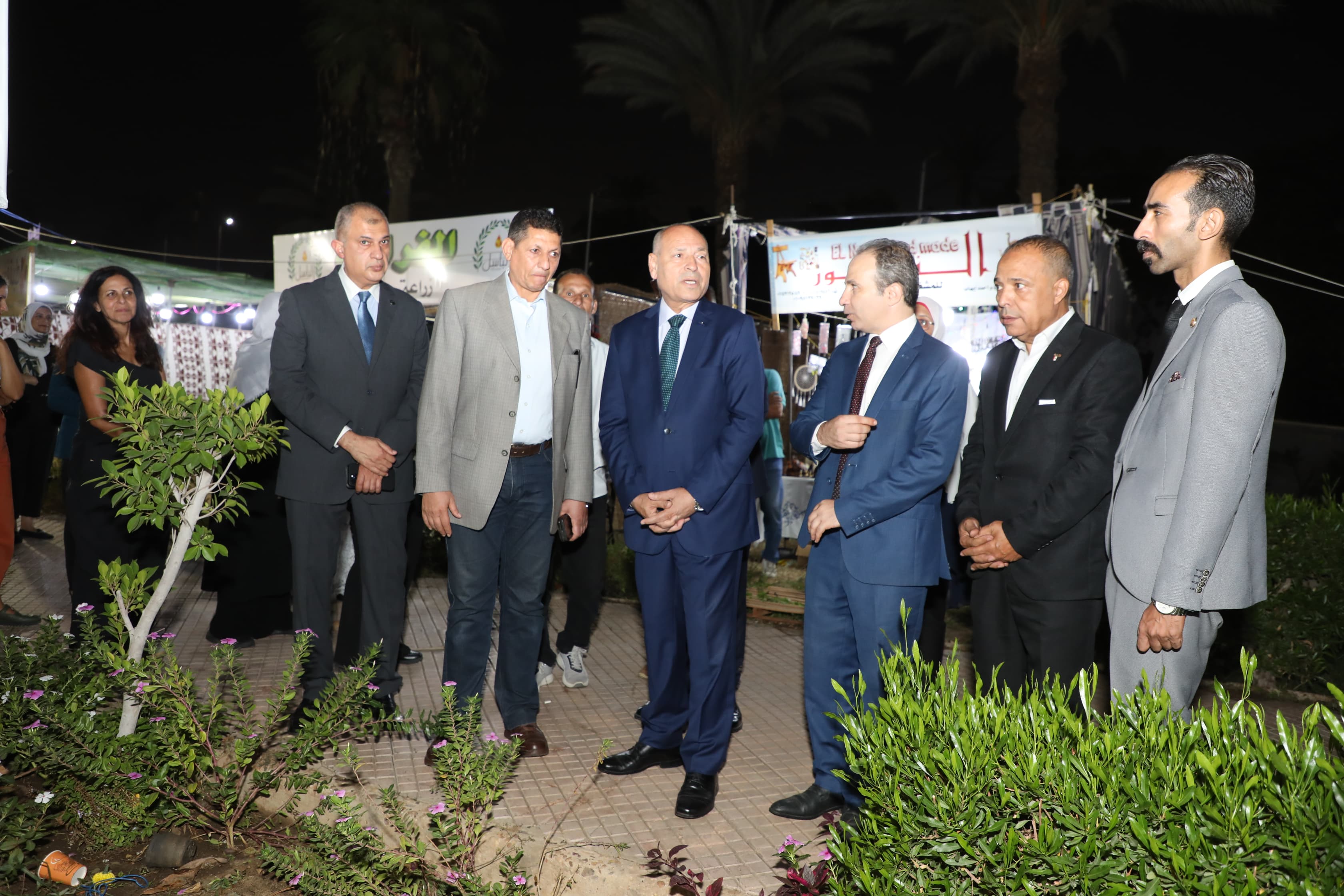 محافظ القاهرة فى المعرض