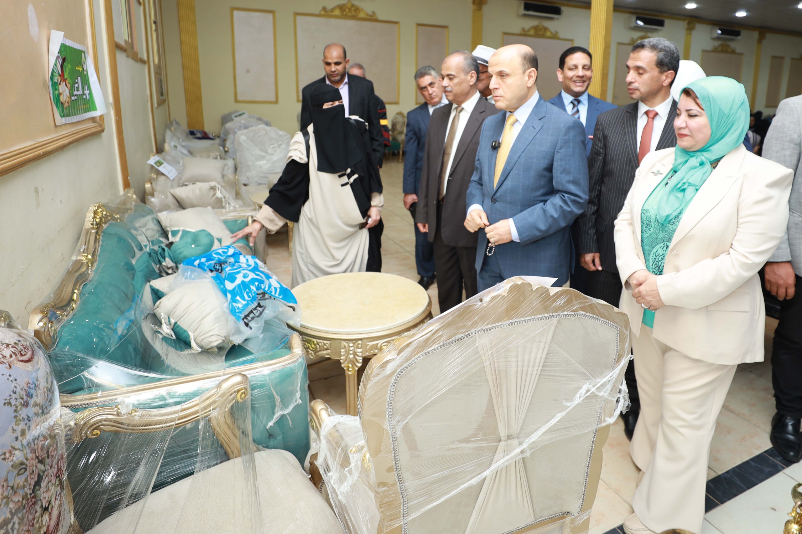محافظ كفر الشيخ يتفقد غرف العرائس