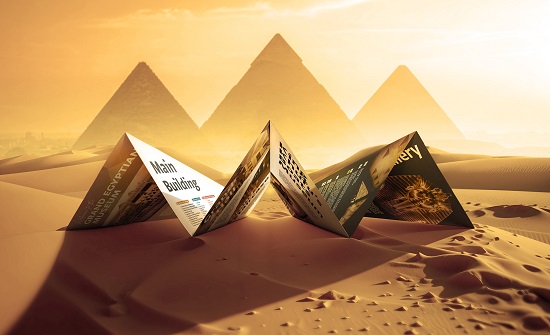 الدليل مستوحى على هيئة أهرامات