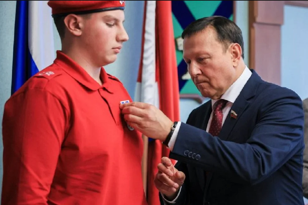 تكريم التلميذ الشجاع