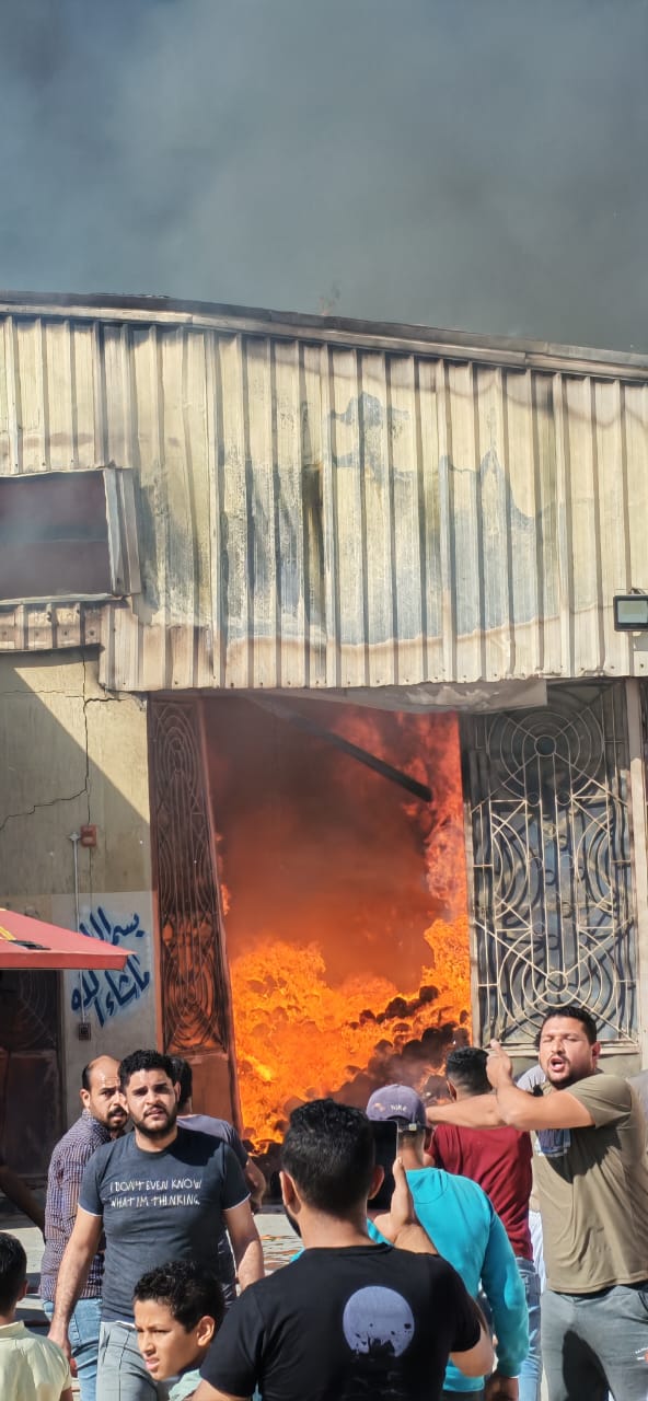 حريق مصنع في العامرية (2)