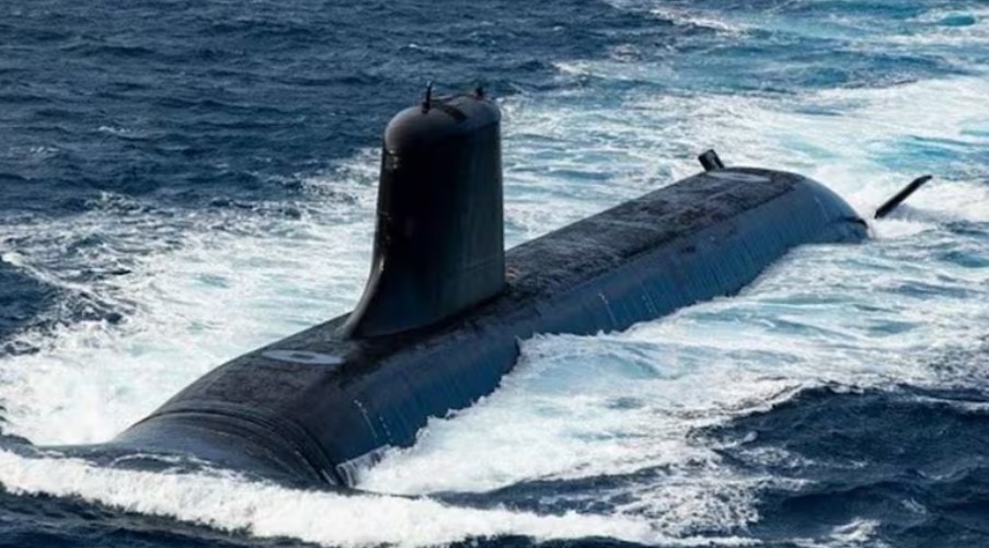 غواصة نووية 