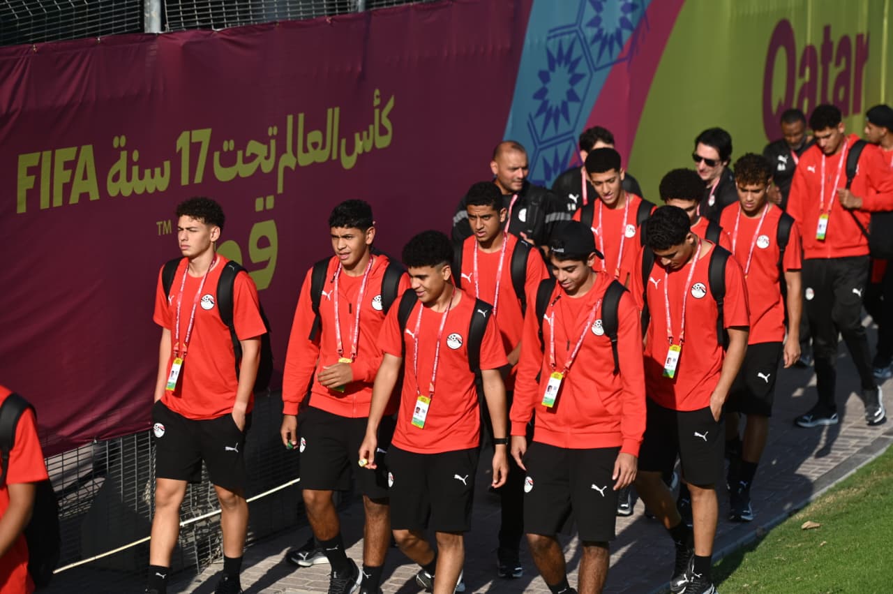 منتخب الناشئين يصل الملعب