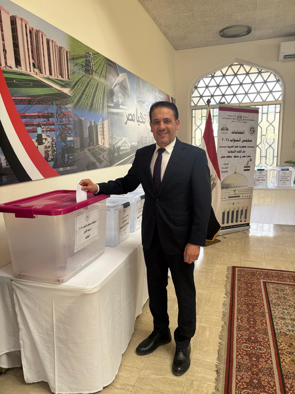 انتخابات مجلس النواب بالسفارة المصرية بمسقط (14)