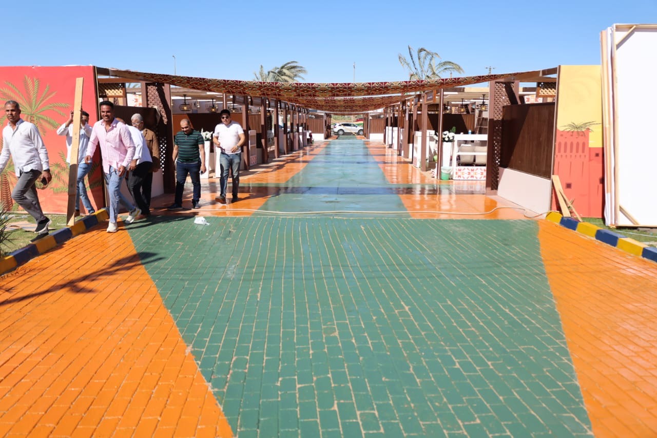 محافظ الجيزة فى الواحات البحرية