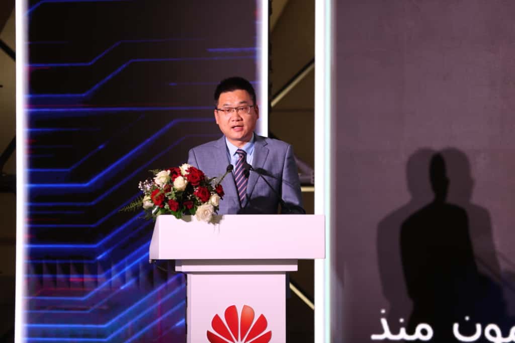 قيادات شركة هواوي يكشفون خطط الشركة لزيادة حجم استثماراتها في مصر