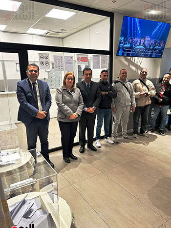 لجان-الاقتراع-فى-ميلانو لجان-الاقتراع-فى-ميلانو