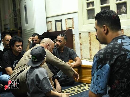 الدموع فين عيون محمد رمضان الدموع فين عيون محمد رمضان