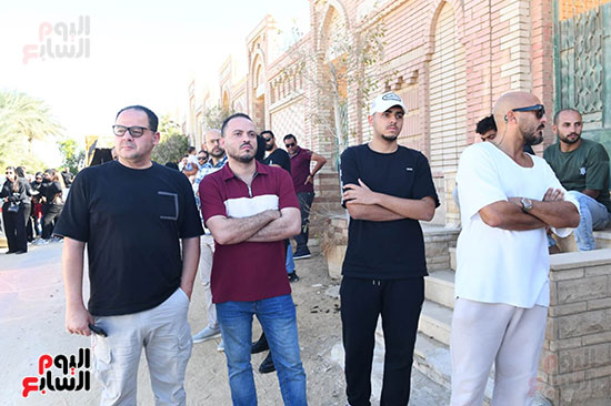 حسام الحسيني وإسماعيل فاروق بين الحضور