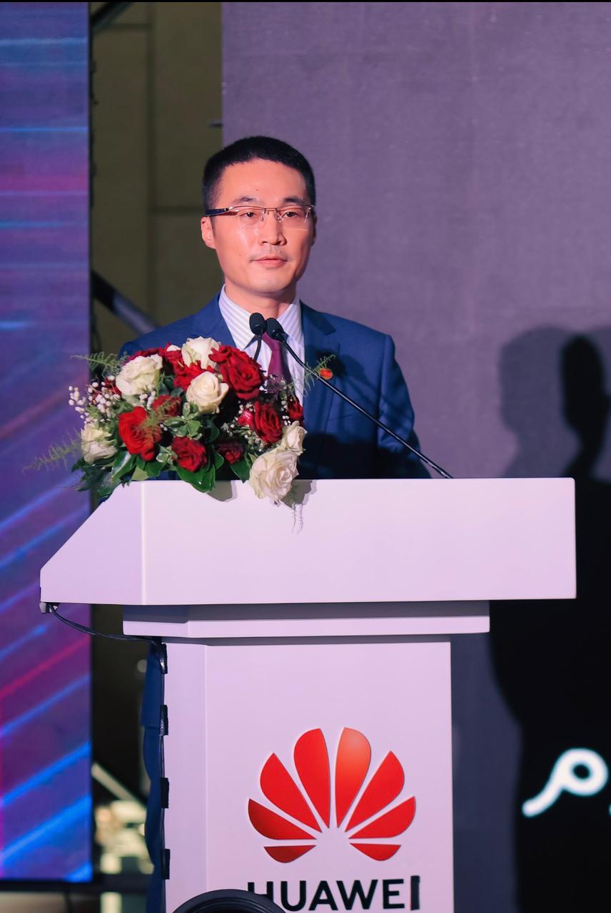 مسئولو هواوي يكشفون أحدث منتجات الشركة في مصر