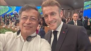 سيلفى ماكرون مع رئيس كولومبيا سيلفى ماكرون مع رئيس كولومبيا
