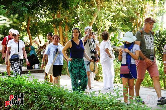 الوفود-الأجنبية-الزائرة-فى-حديقة