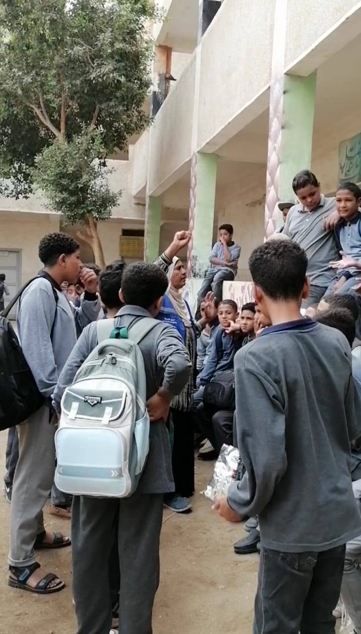 ندوات في المدراس عن الإنفلونزا الموسمية وأهمية غسيل الأيدي