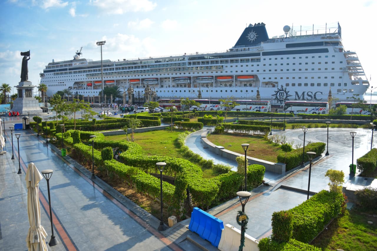 وصول السفينة وصول السفينة