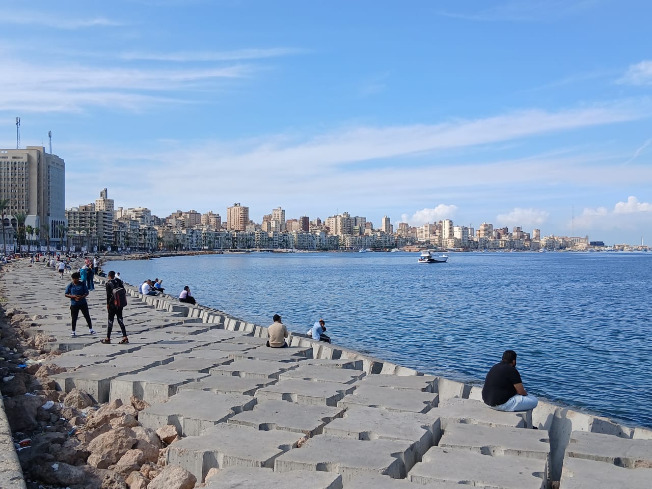 الطقس  ودرجات الحراره بالاسكندريه