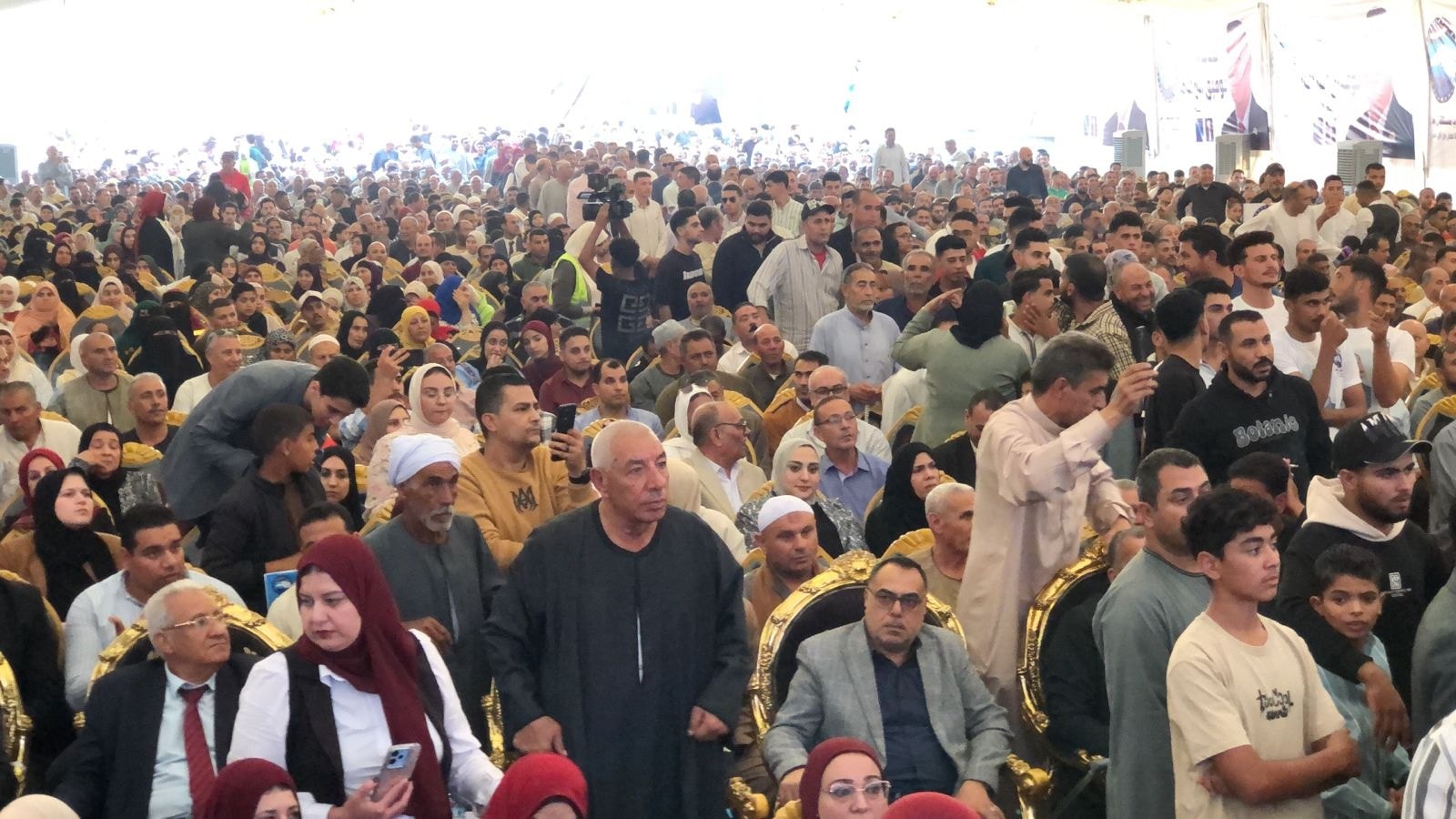 الحضور خلال المؤتمر الانتخابي لحزب مستقبل وطن