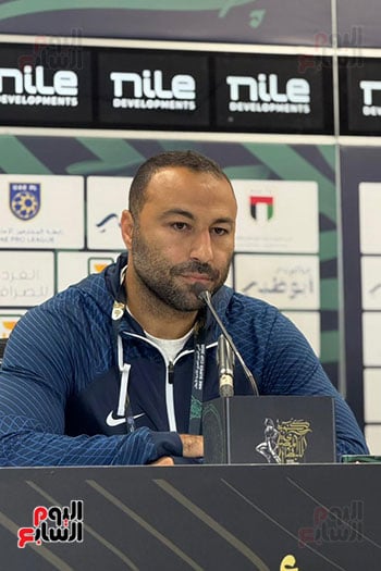 الكابتن أحمد عبد الرؤوف الكابتن أحمد عبد الرؤوف