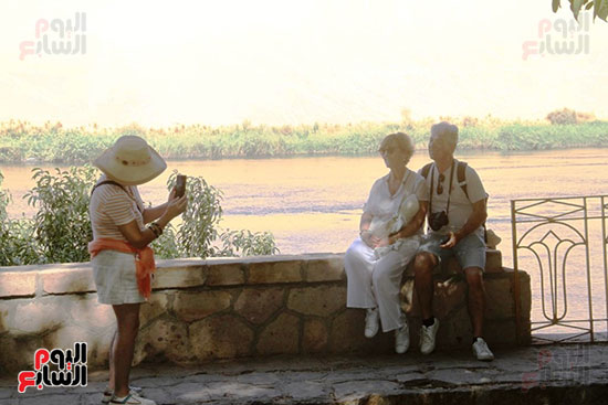 الوفود-الأجنبية-بالحديقة