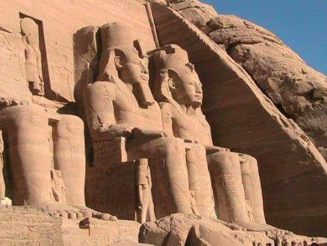 معبد أبو سمبل