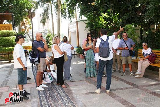 أفواج-زائرة_1