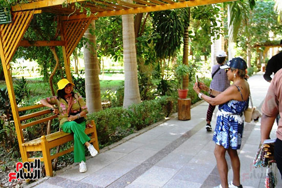 خلال-زيارة-الوفود