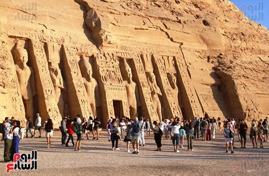 معبد نفرتارى