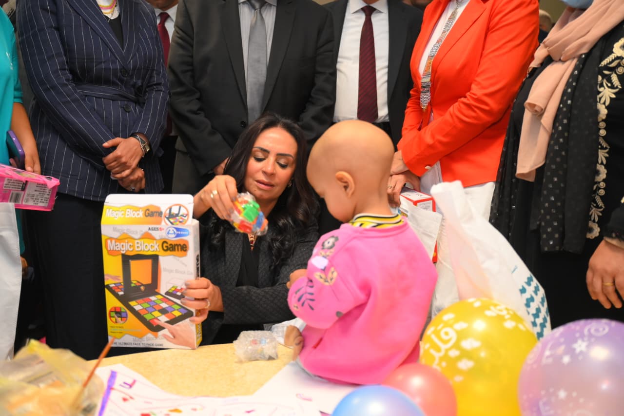 جانب من زيارة الدكتورة مايا مرسي  وزيرة التضامن