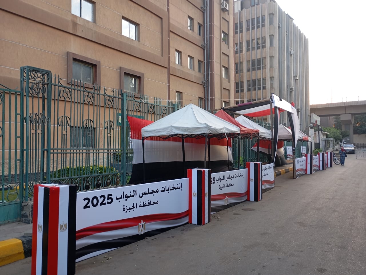 تجهيز المقرات الانتخابية في الجيزة (10)