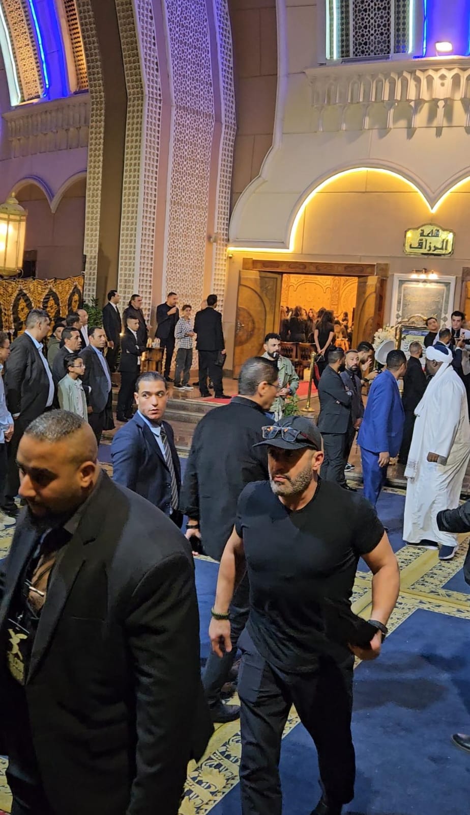 عزاء والد محمد رمضان (2)