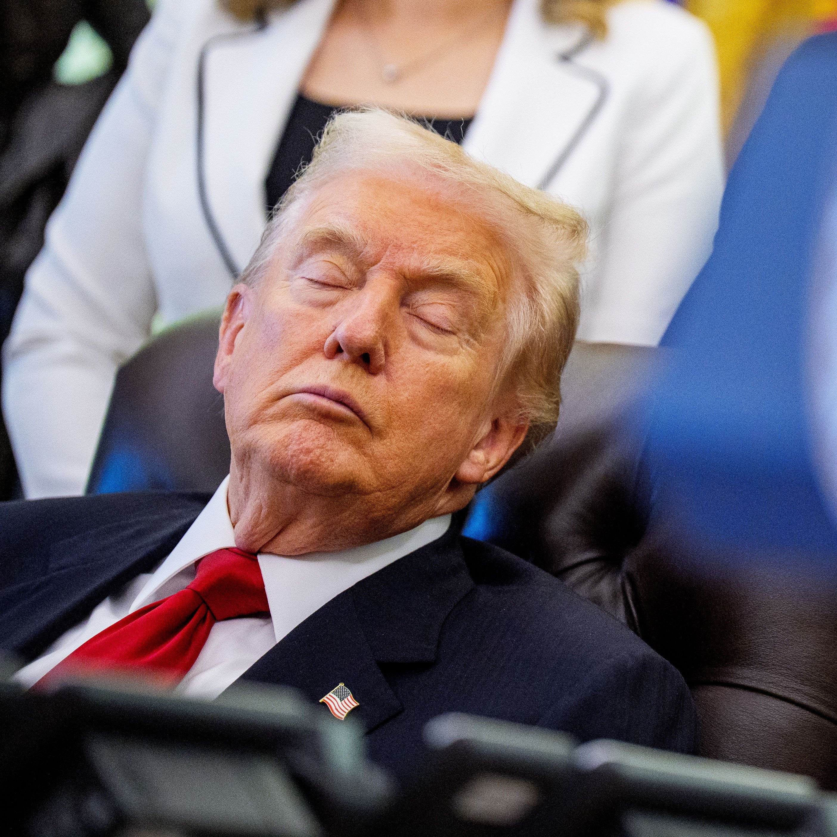 ترامب يحارب النوم فى فعالية بالبيت الأبيض