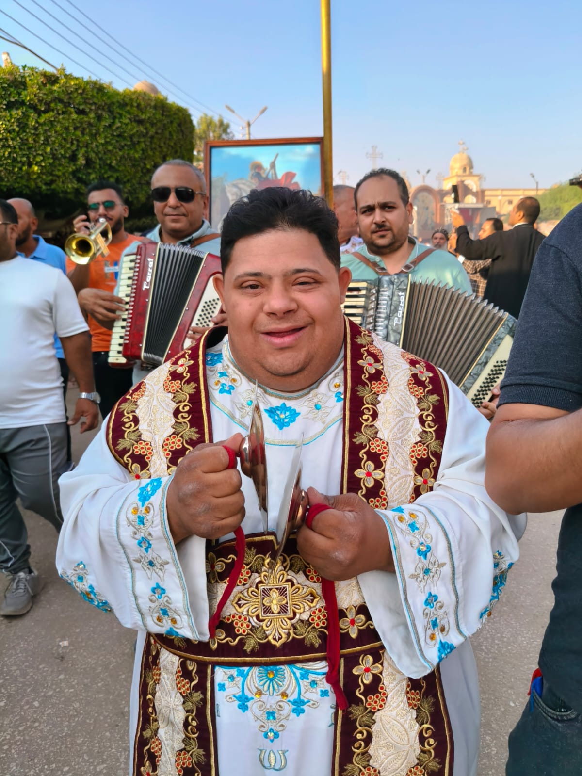 صلوات الاقباط والتسابيح فى احتفالات الدير بالرزيقات صلوات الاقباط والتسابيح فى احتفالات الدير بالرزيقات