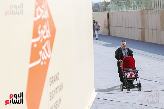 توافد على المتحف الكبير (6)