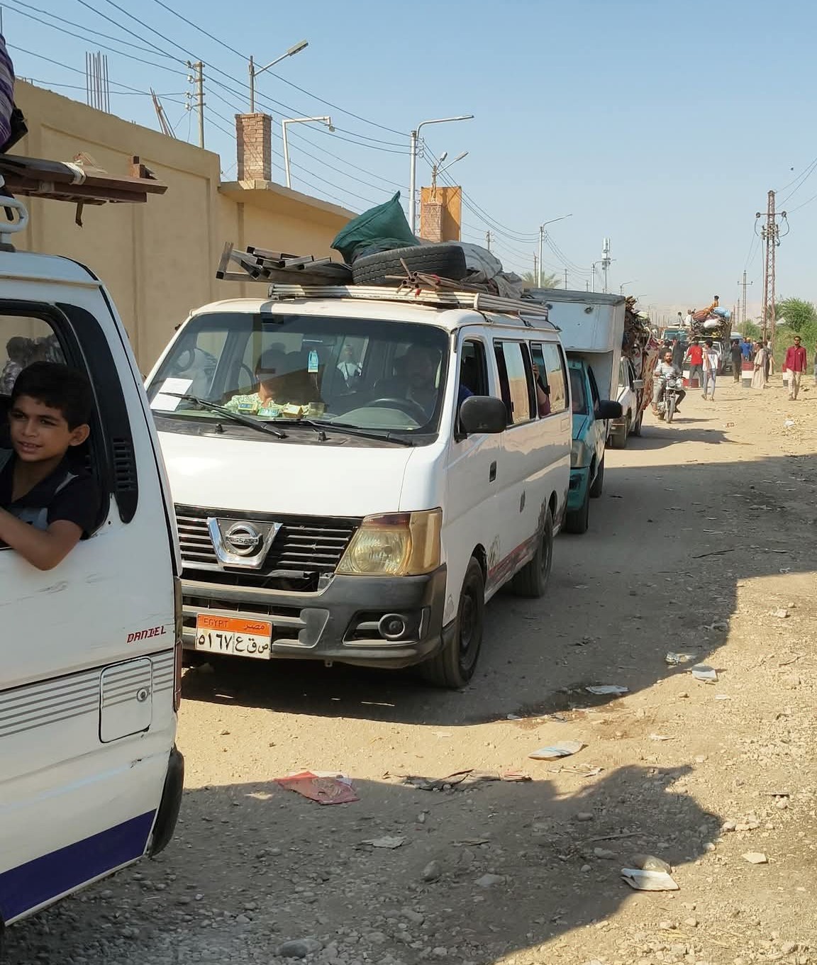 توافد العشرات من الأقباط لبدء التخييم قبل 10 أيام من احتفالات الدير