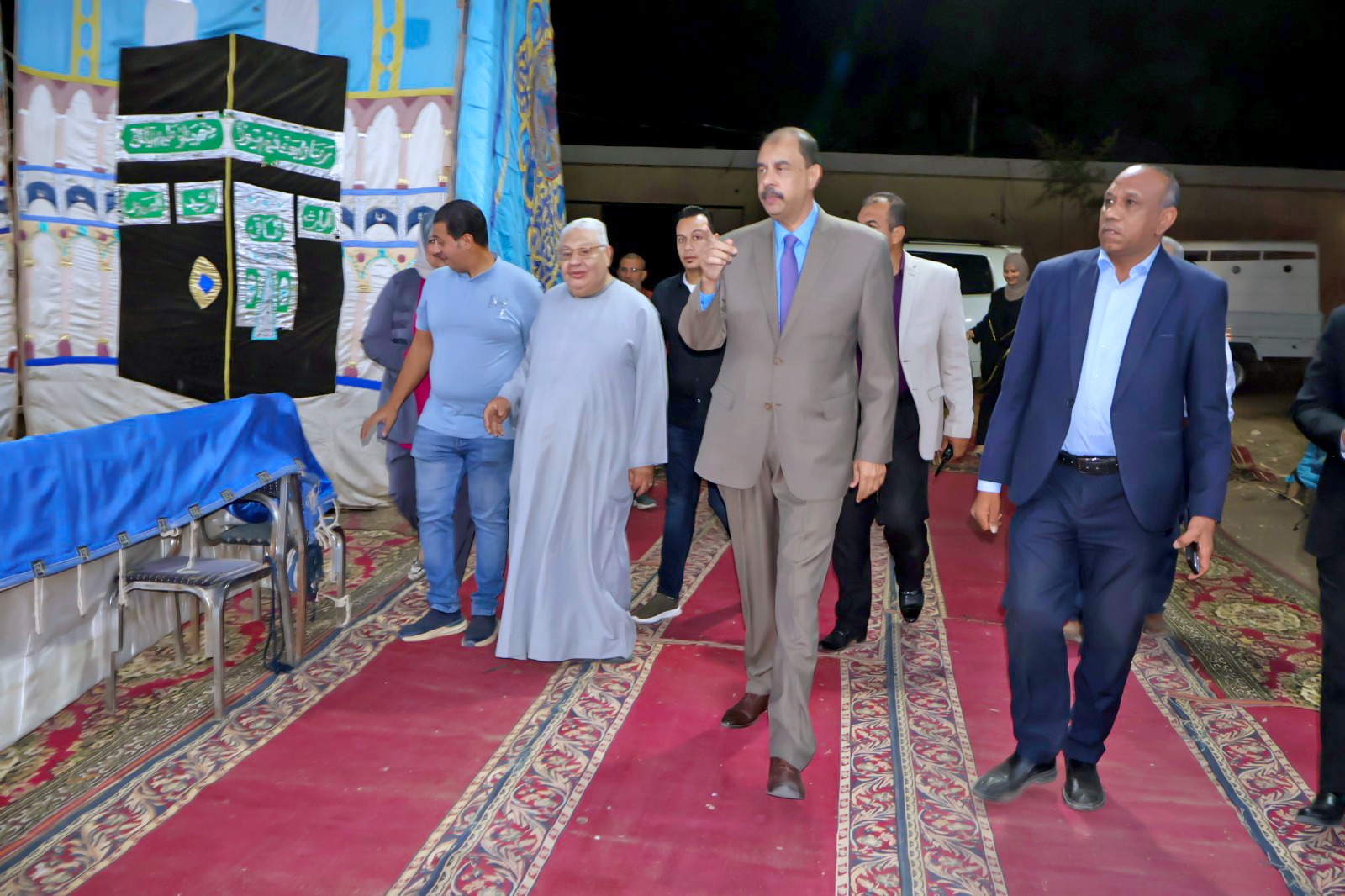 جولة للمحافظ بالمقرات 