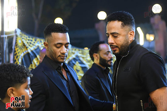 عصام السقا يقدم واجب العزاء عصام السقا يقدم واجب العزاء