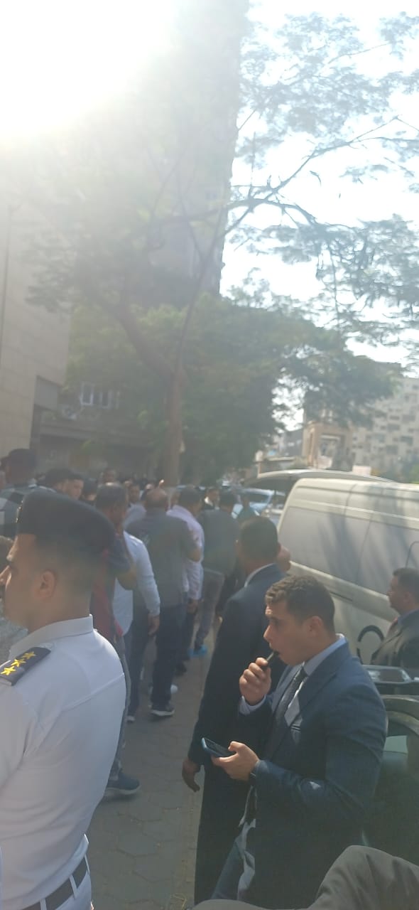 تشييع جنازة زوجة رئيس الهيئة الوطنية للانتخابات (7)