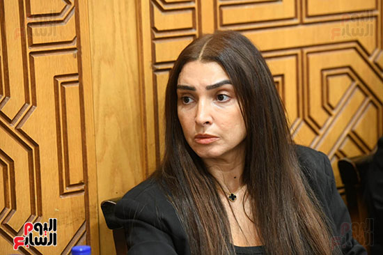 الفنانة روجينا الفنانة روجينا