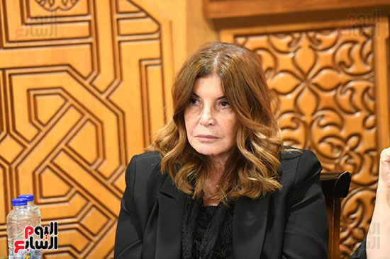 النجمة ميرفت أمين النجمة ميرفت أمين