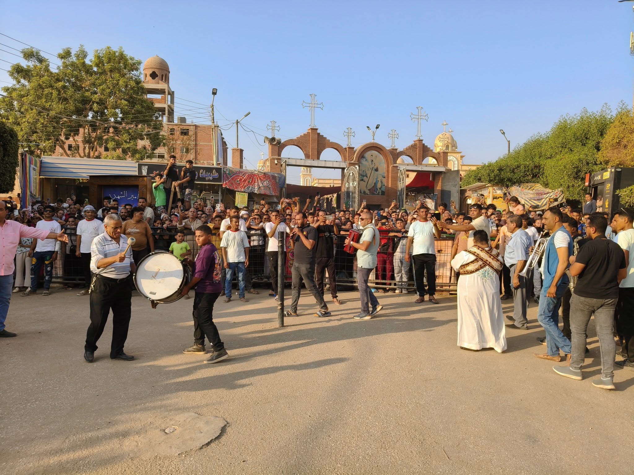 دير مارجرجس يبدأ أولى فعاليات الإحتفال السنوي بالصلوات والتسابيح دير مارجرجس يبدأ أولى فعاليات الإحتفال السنوي بالصلوات والتسابيح